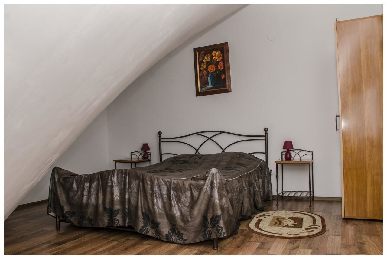 Гостевой дом Pensiunea LIN COTA 1000 Синая-13