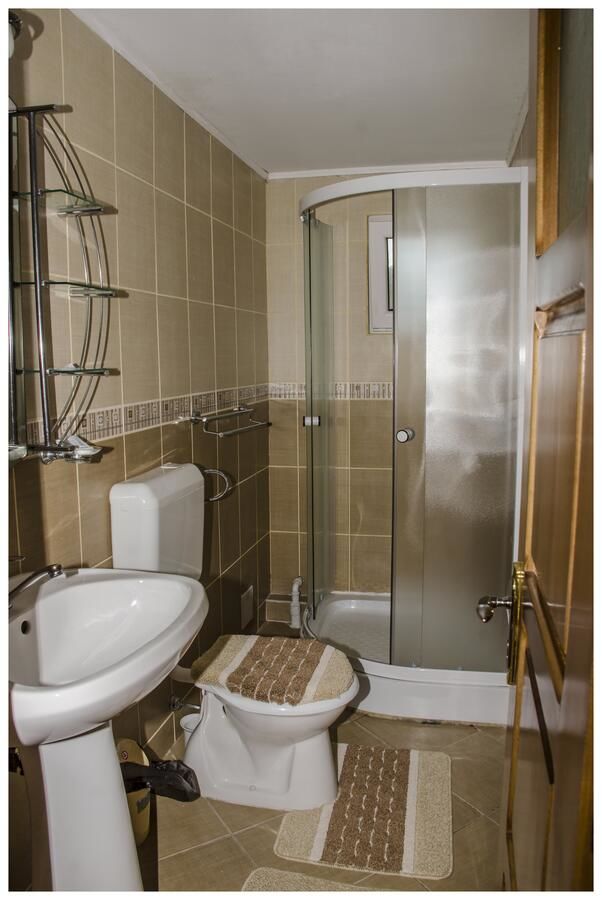 Гостевой дом Pensiunea LIN COTA 1000 Синая-15